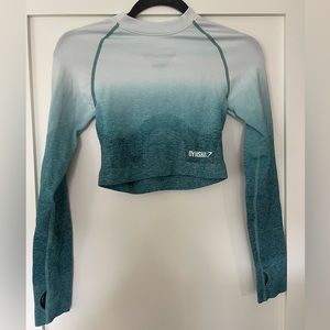 Blue ombré gum shark crop top!